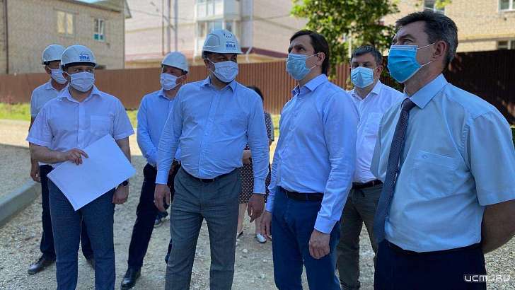 «Клычков уедет, а свиньи останутся»: Рыбаков предсказал будущее Орловщины 