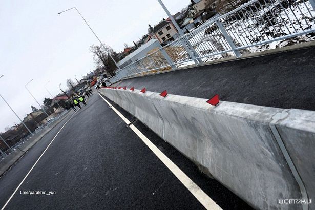 В Орле открыли движение по Колхозному мосту  В Орле открыли движение по Колхозному мосту