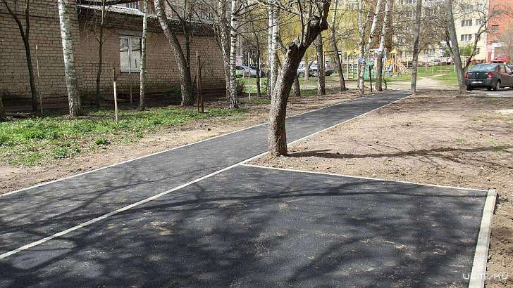 При ремонте дворов в Орле ушли в никуда 16 млн рублей