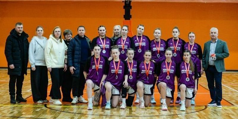 Орловские баскетболистки серебрянные призеры Высшего Дивизиона «Центр»