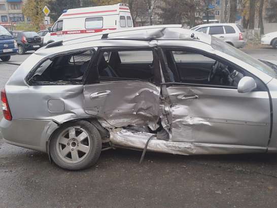 Столкновение двух автомобилей во Мценске