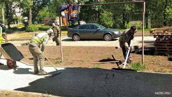 2 из 67: какие орловские дворы могут похвастаться свежим ремонтом