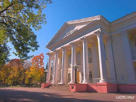 «Илья Васильевич Ливанский – духовный писатель, педагог, коллекционер: в «Бунинке» начала работу новая выставка