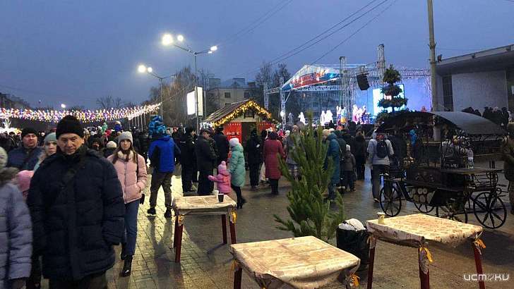 Орловчане приготовят пятиметровую шаурму и кашу из топора