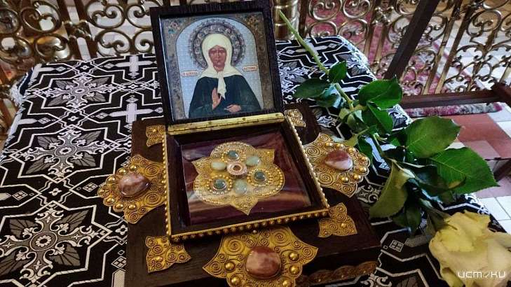 В Ливны доставили мощи святой блаженной Матроны Московской