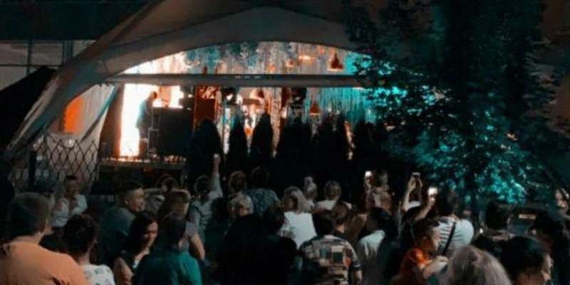 «Красиво жить не запретишь»: свадьба Грешилова перекрыла целый квартал в Орле