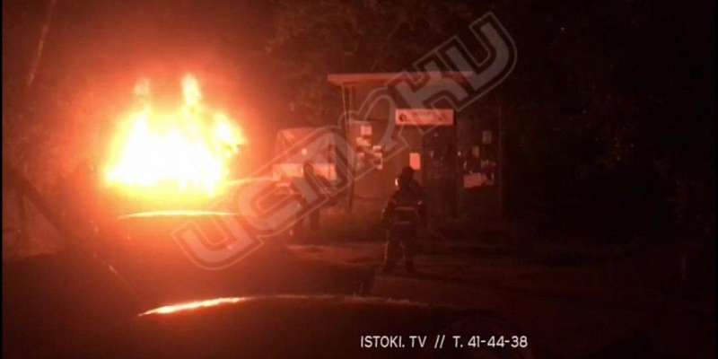 Видео: в районе орловского автовокзала вспыхнула «Газель»