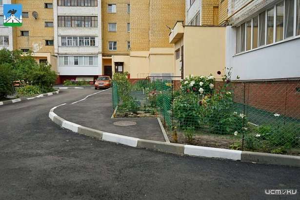 В Орле отремонтировали ещё три двора