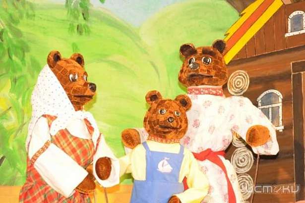 Юных орловчан приглашают посетить спектакль "Три медведя"