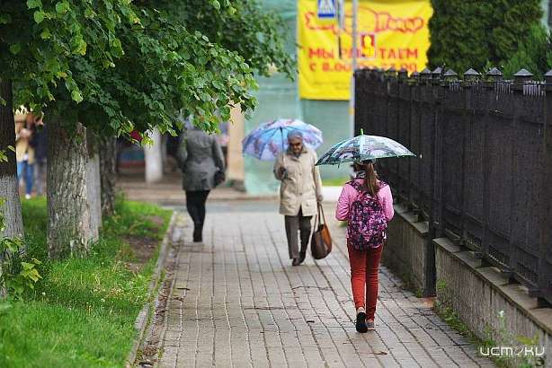 В четверг будет холодно и дождливо 