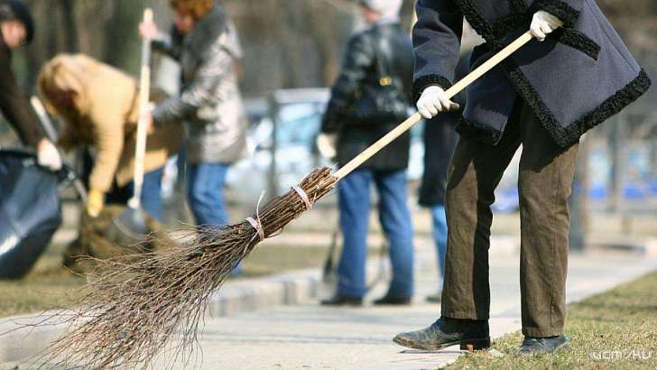Жителю Дмитровска вспомнить о родительском долге помогли общественные работы
