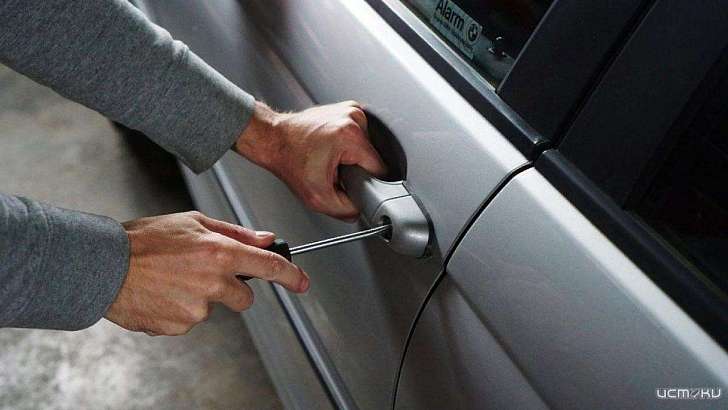 Орловчанин захотел прокатиться на чужом авто и угнал его