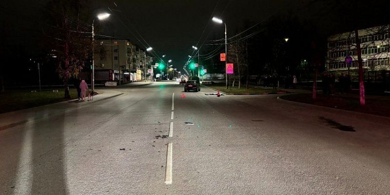 27-летний молодой человек погиб под колесами кроссовера в Орле