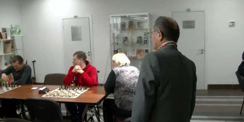 102-летний Герой России Алексей Ботян собрал любителей шахмат на ежегодном турнире
