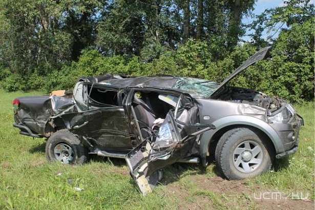 Водитель "Мицубиси" столкнулся с автомобилем "Шанкси" на трассе «Орёл-Брянск»