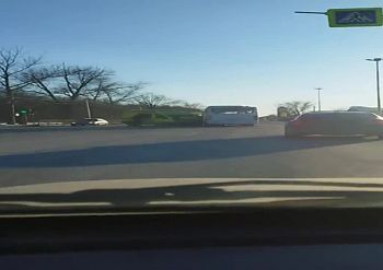 «Общественный транспорт работает хорошо». Боты атаковали пост орловчанина