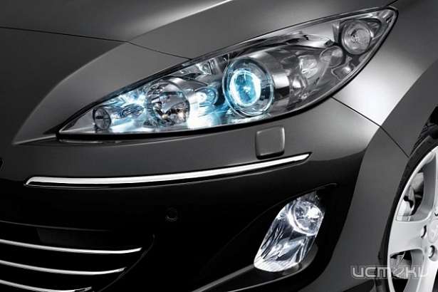Купить и установить ксенон на Пежо 308 в Москве