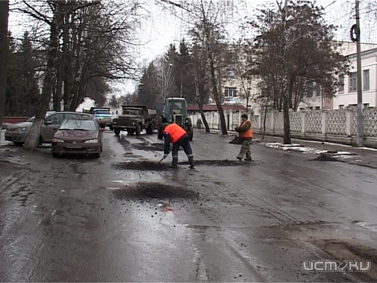 Ну не держится на наших дорогах разметка, впрочем, как и асфальт 