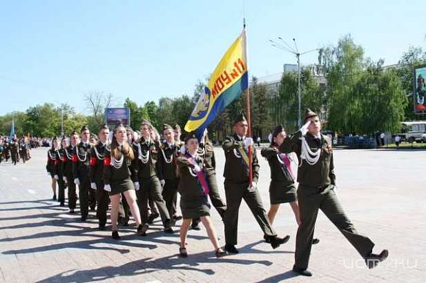 В Орле прошел парад Победы. Фотоотчет
