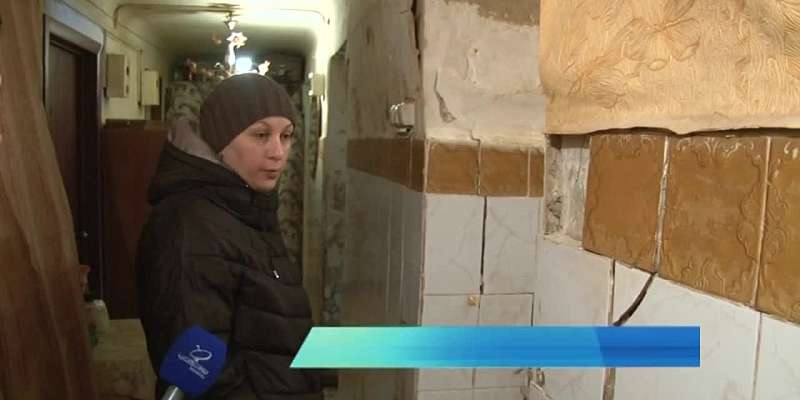 Новый «карточный домик»? Доведенные до отчаяния жильцы пятиэтажки на ул. Калинина дошли до Первого канала