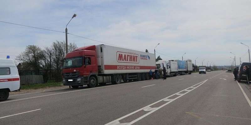 «Паровозик» из грузовиков: водитель МAN устроил ДТП на орловской трассе