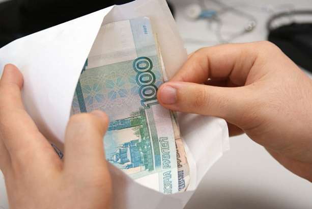 Орловчанин заплатит 30 тысяч рублей за дачу взятки полицейскому Орловчанин заплатит 30 тысяч рублей за дачу взятки полицейскому