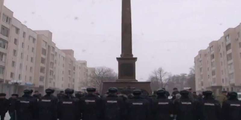 В преддверии Дня защитника Отечества в Орле почтили память погибших бойцов
