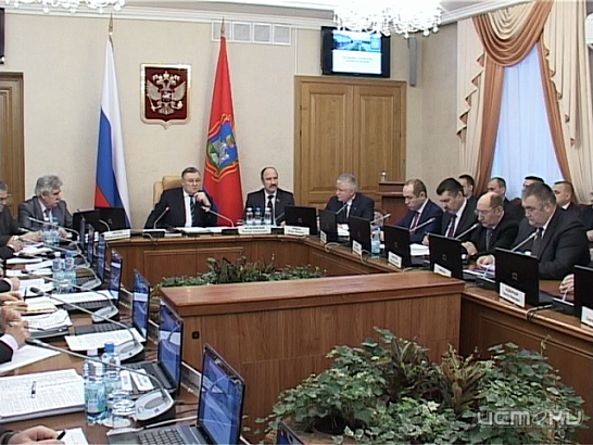 "Всю ответственность у вас забрал": о губернаторе и его непослушных подчиненных 