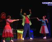 Красочные костюмы и живое исполнение: театр кукол познакомил орловчан с «Бременскими музыкантами»