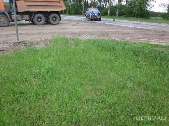 На трассе в Орловской области КамАЗ не пропустил «восьмерку»