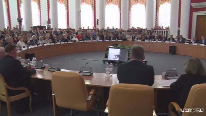 Самоотверженный патриот Лежнев, успешные успехи губернатора и жаркие дискуссии