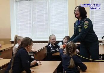 Орловские спасатели продолжают профилактическую работу с подрастающим поколением