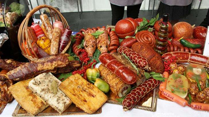 Перед Новым годом орловчанам предлагают променять магазины на уличные ярмарки