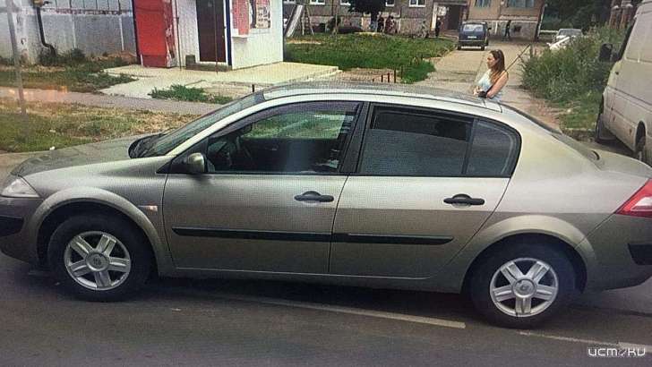 Во Мценске водитель «Рено» сбил ребенка, выезжавшего со двора на велосипеде