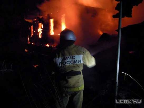 За ночь в Должанском районе горели два нежилых дома