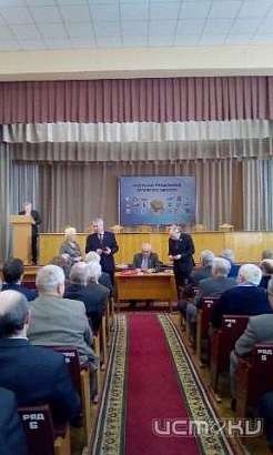 В Орле активистам историко-патриотического клуба вручили медали