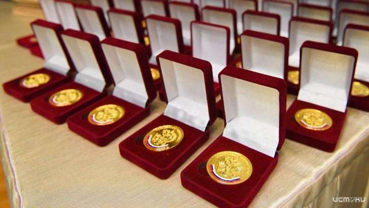 Среди выпускников этого года на Орловщине более 500 медалистов