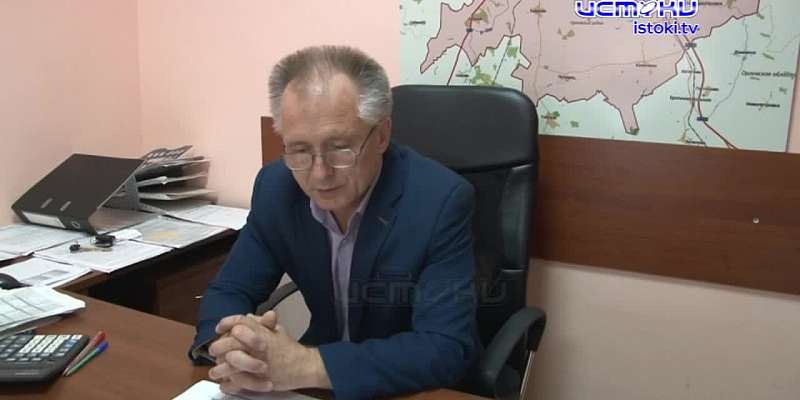 Они сами чистят снег, засыпают ямы и чинят домофон. Жители многоквартирного дома в Плещеево жалуются на работу управляющей компании