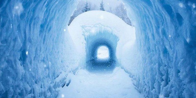 Снежные тоннели стали опасными. Предупреждают юных орловчан