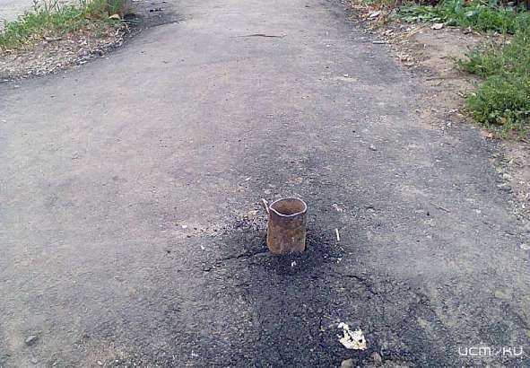 Орловчанин пожаловался на опасную дорожку к школе № 18