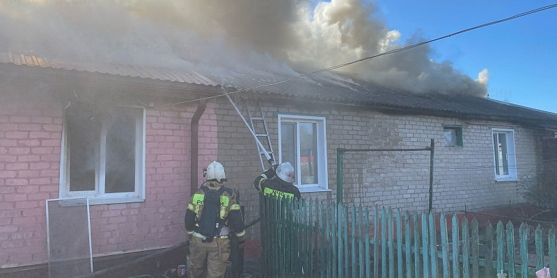 Орловские пожарные и спасатели работали в усиленном режиме: за прошедшие сутки зафиксировано 78 выездов!