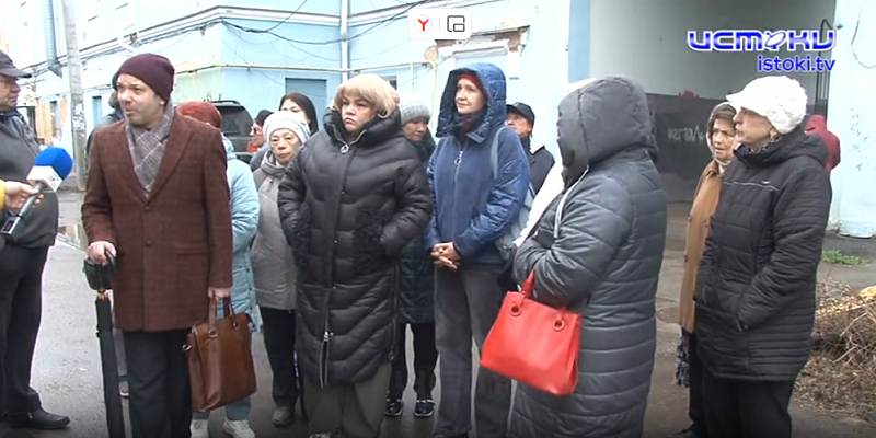 Дом на улице Гостиная,3 в Орле оставался в аварийном состоянии на протяжении 10 лет, сообщил городской чиновник 