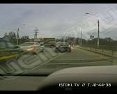 Видео: ДТП на ул. Мостовой в Орле снова собрало длинную пробку в утренний час пик