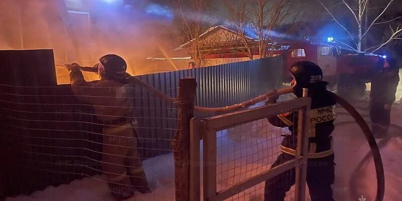 31 выезд за выходные: большая часть на тушение пожаров