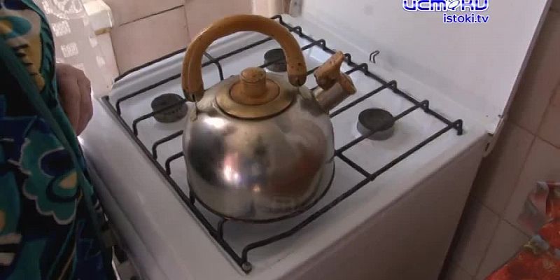 Орловчан проверили на наличие долгов на ярмарке выходного дня, а в городе орудуют лжегазовики. Новости за 90 секунд