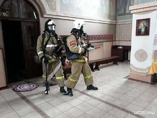 В орловском храме провели тренировку спасатели