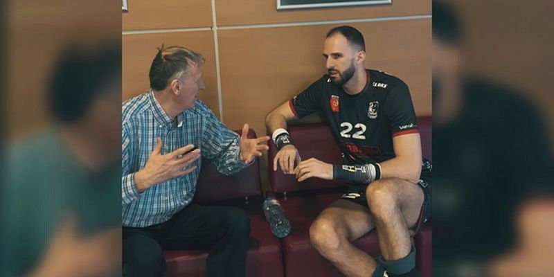 "Интервью" Александра Волкова