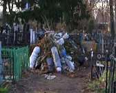 Мусор среди могил. Как орловские кладбища превратились в свалки1510931847