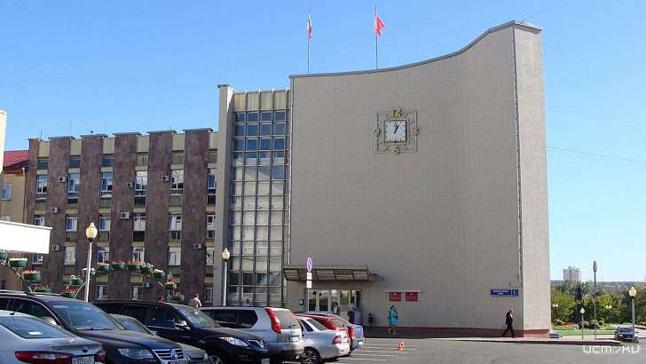 Орловские депутаты задумали сэкономить, сократив расходы на самих себя