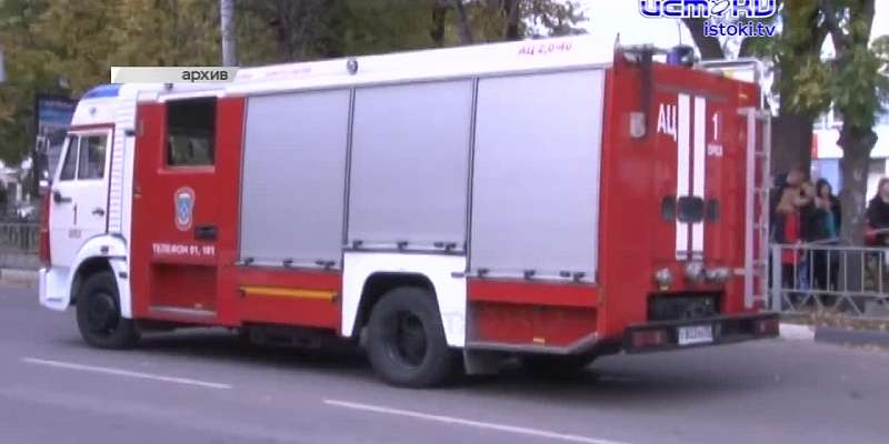 Орловским медикам после вмешательства прокуратуры пересчитали президентские выплаты, а ветер повалил деревья и повредил несколько авто